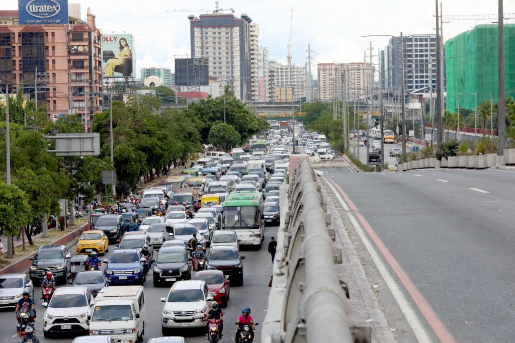pasay-city-edsa-roxas-blvd